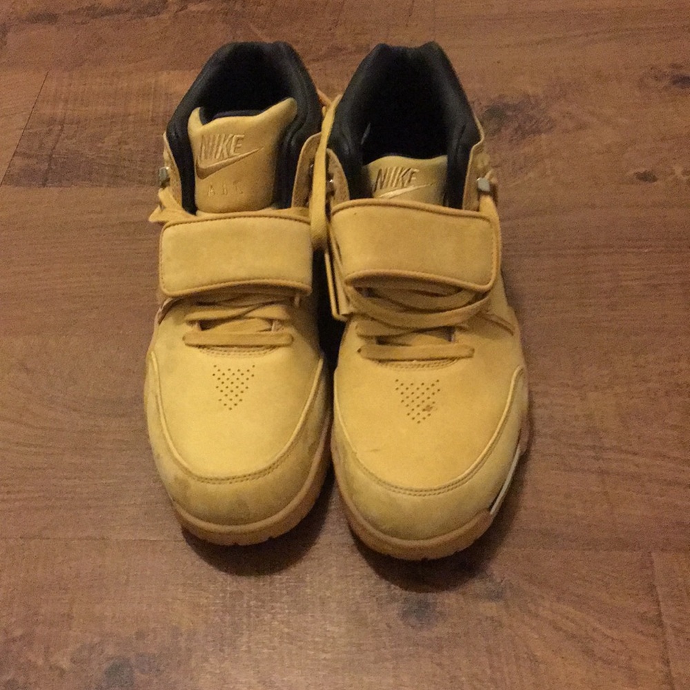 Victor Cruz signature Nike sz 13